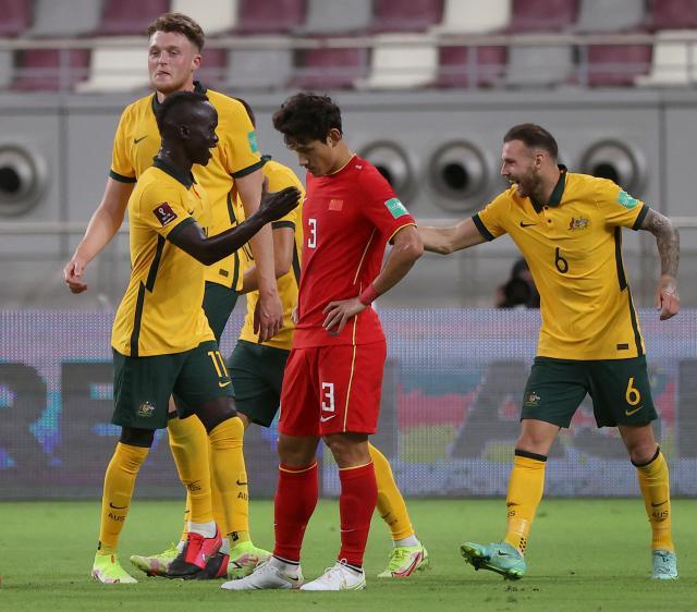 问鼎娱乐下载-【国足观察】一场原罪！0比3能否倒逼李铁用人大变革