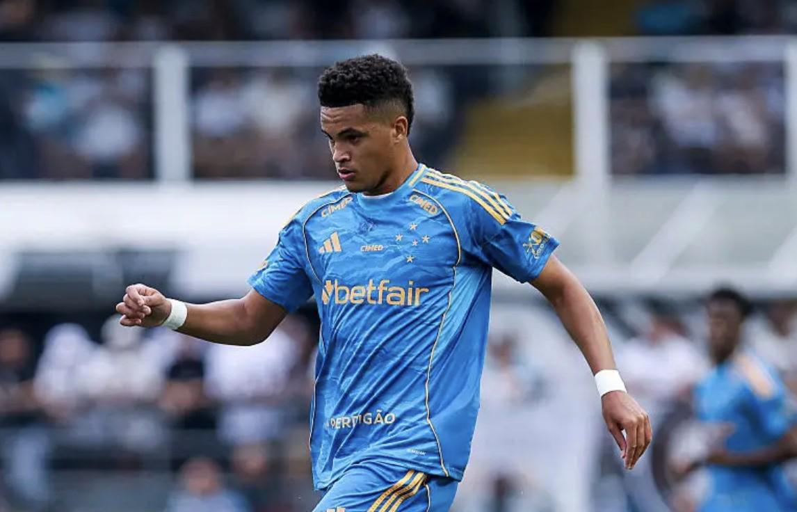 问鼎下载-记者：多特签下普拉特斯的固定费用为700万欧元，分三期支付